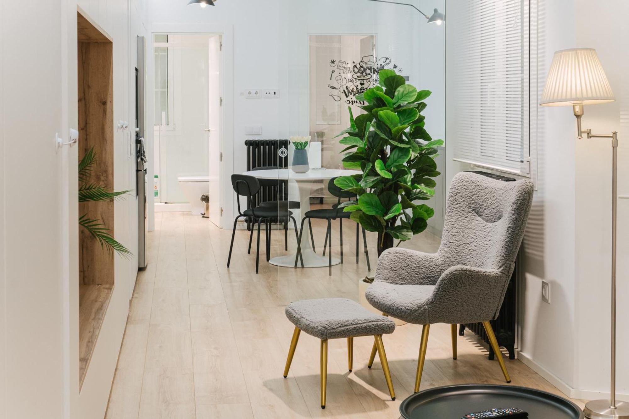 Lujoso Y Amplio Apartamento Con Parking Incluido Leon Luaran gambar