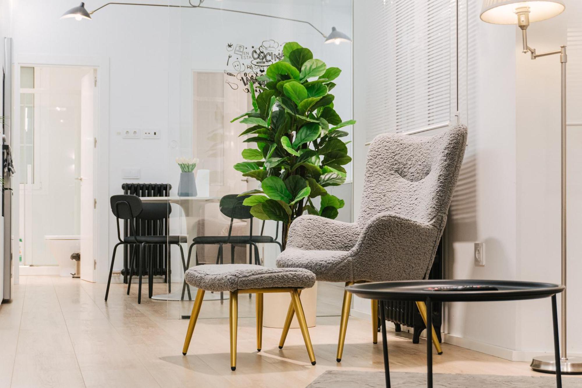 Lujoso Y Amplio Apartamento Con Parking Incluido Leon Luaran gambar