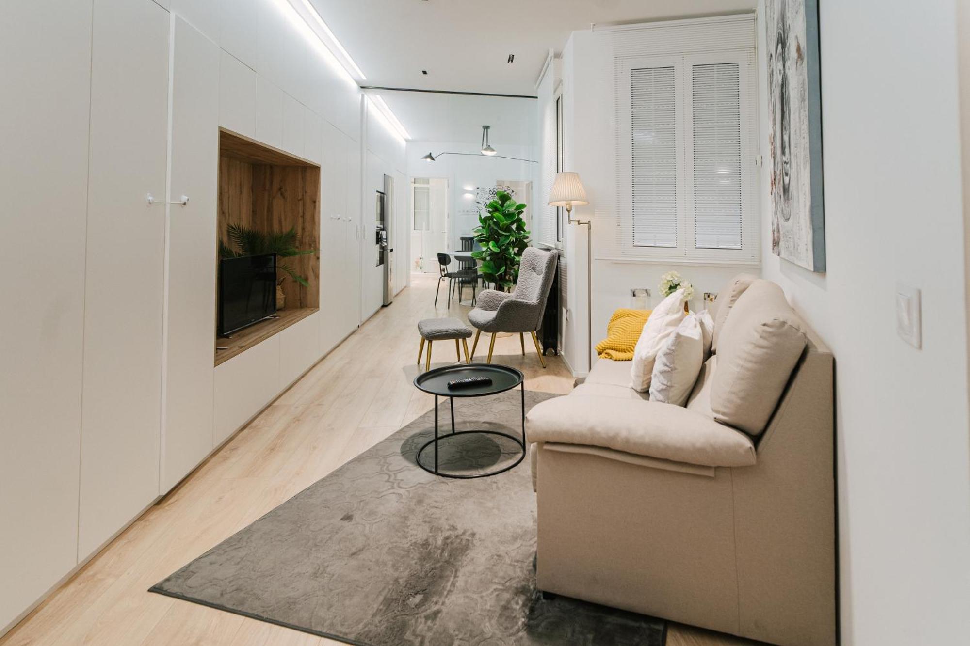 Lujoso Y Amplio Apartamento Con Parking Incluido Leon Luaran gambar