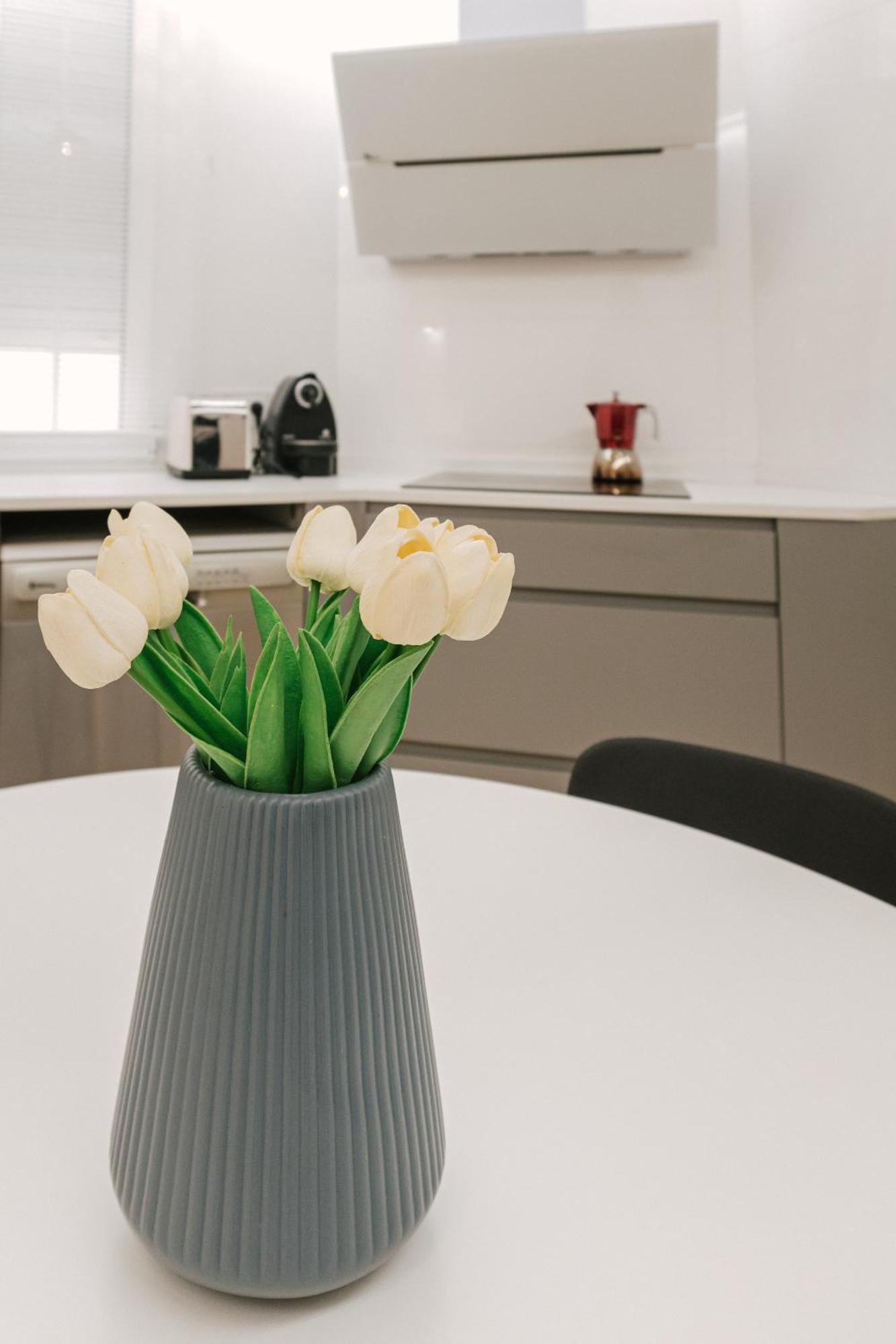 Lujoso Y Amplio Apartamento Con Parking Incluido Leon Luaran gambar